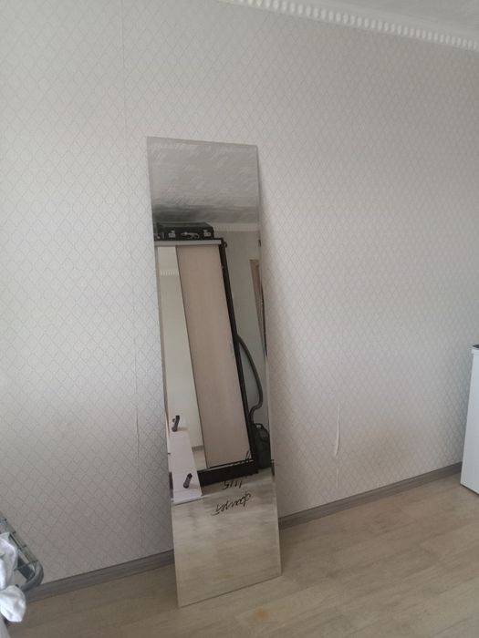 Срочно продам зеркало