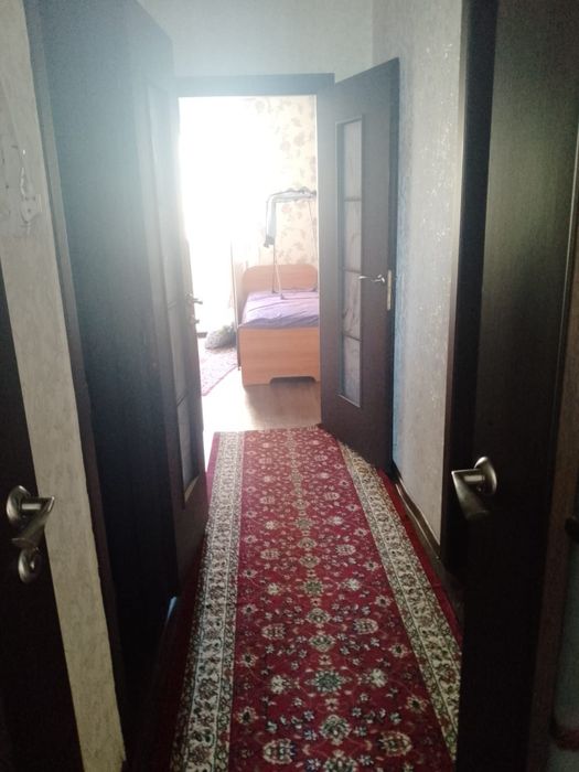 Продам квартиру 4 комнатную