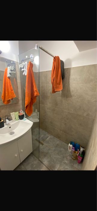 Inchiriez garsoniera