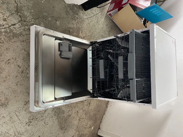 Самостоятелна миялна машина Инвентум VVW6025A