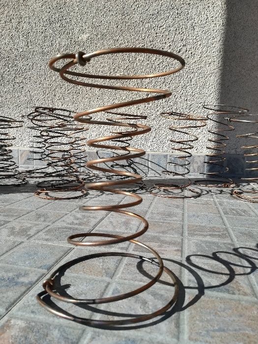 Големи винтидж пружини за декорация, арт проекти, шаби шик