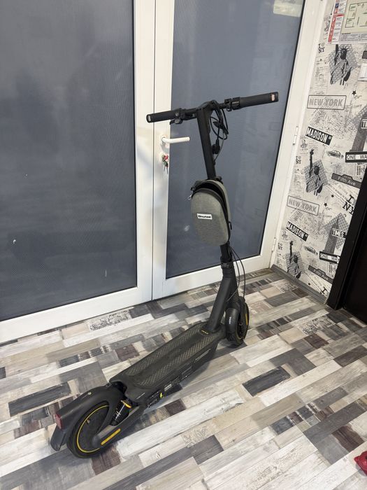 Trotineta Electrica Ninebot Max G2