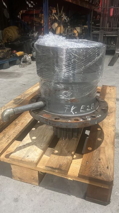 Vand Reductor  rotire  fiat kobelco 215