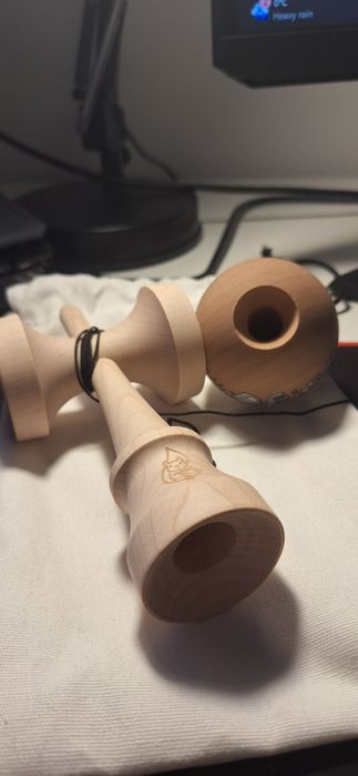 Kendama miguel noua alba