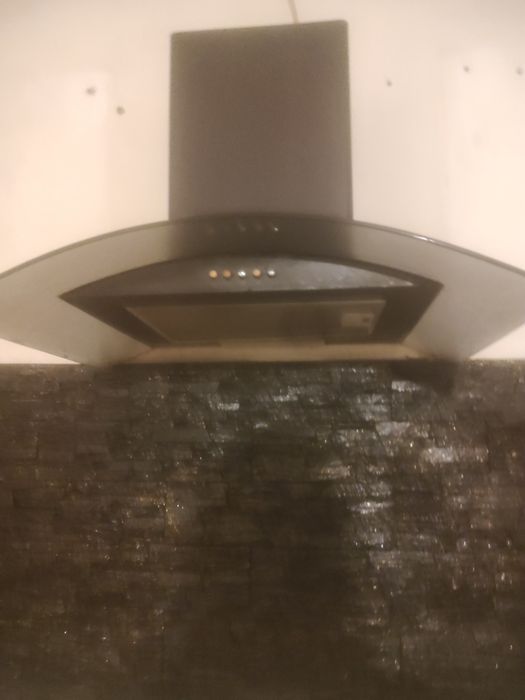 Vând hota și plită de aragaz