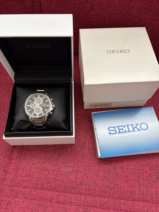 Seiko solar proprietar