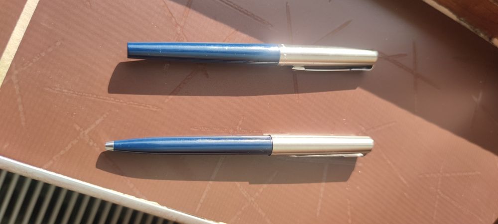 Lot stilou Parker Vector Inox set Parker stilou Aurora