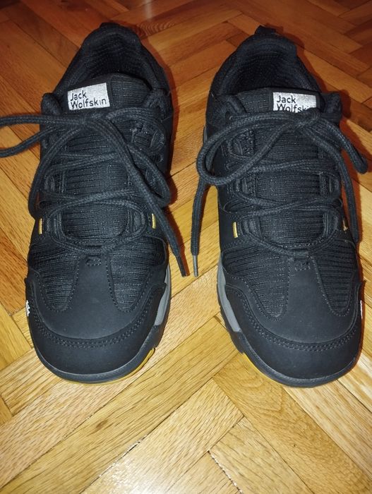 Adidași Jack Wolfskin măr.37