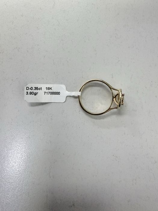 Золотое кольцо с бриллиантами