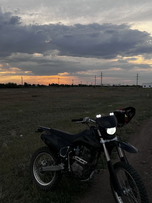 Продам эндуро 250