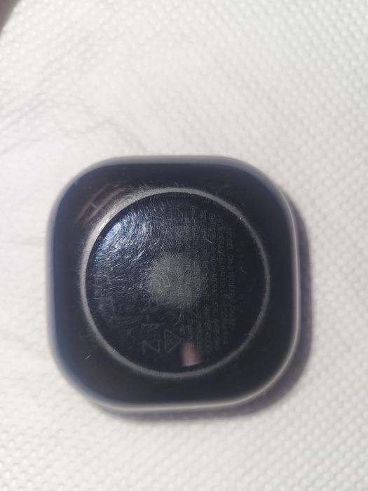 Galaxy Buds Live Case (Fără căști) SM-R180 Model