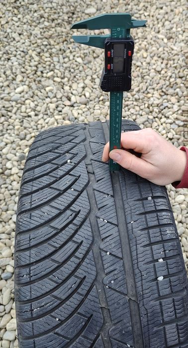 Michelin Pilot Alpin – anvelope iarnă 245/40 R19 98V XL – set 4 bucăți