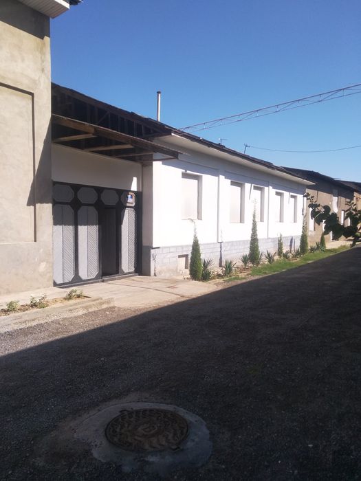 Продам участок 8 соток 7 комнат в Назарбеке е