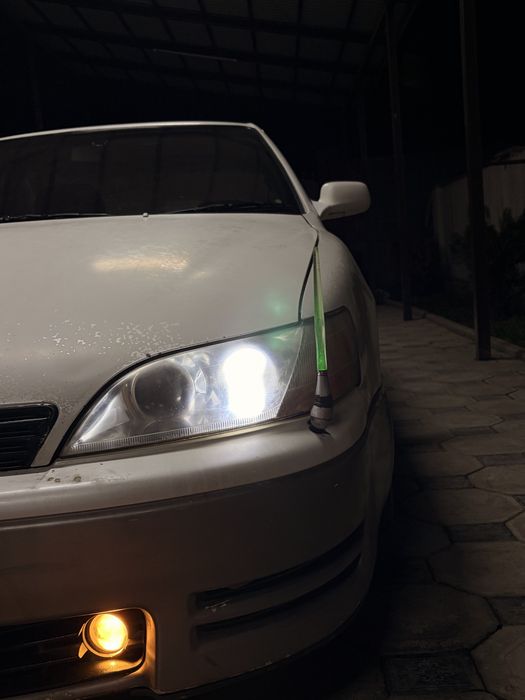 Автомобиль тойота