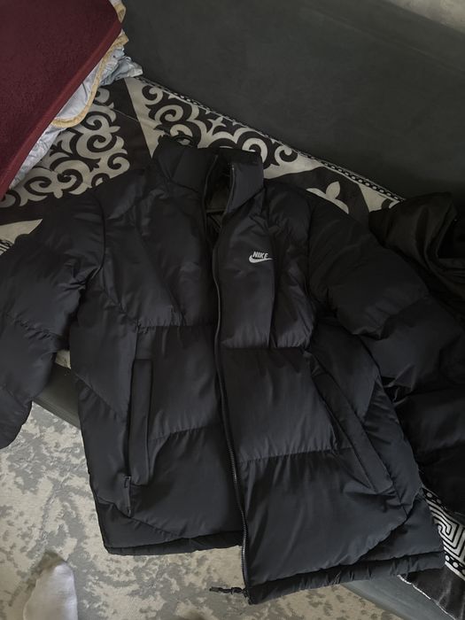 Продам зимнюю куртку