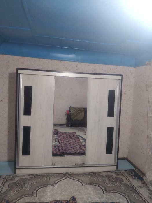 Mebellar sotiladi...