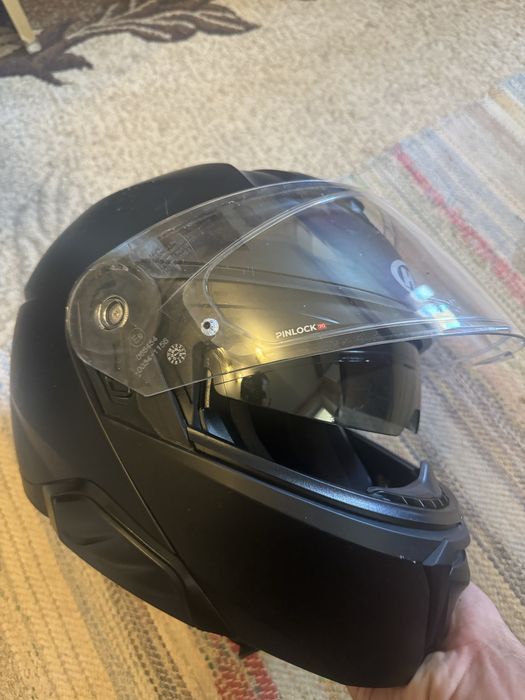 Vand exhipament moto(casca ,geaca ,pantaloni )