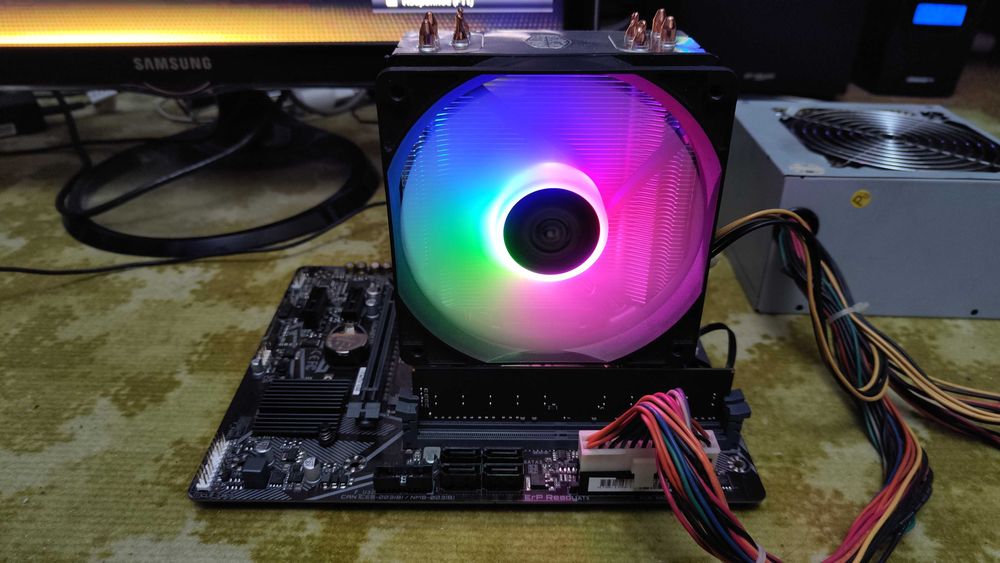 Комплект H 410M H V2, i5 10400, М2 256гб, озу 16гб