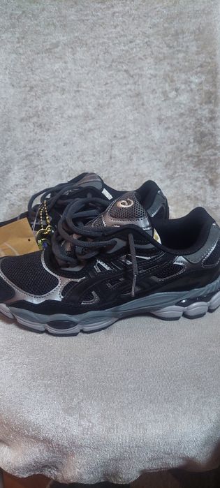 Adidasi Asics Gel-NYC. Marimea 40