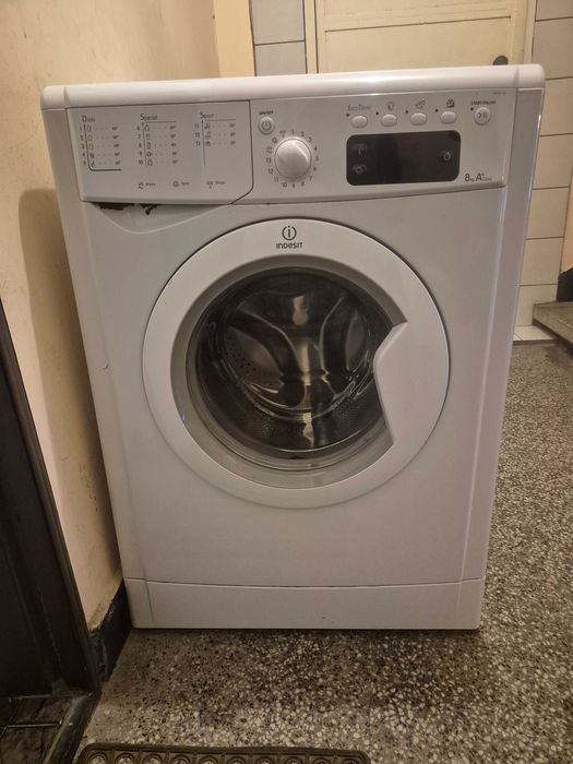 Пералня INDESIT инверторен мотор