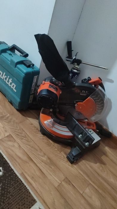 Установка двери..