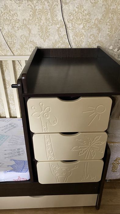 Детский кровать