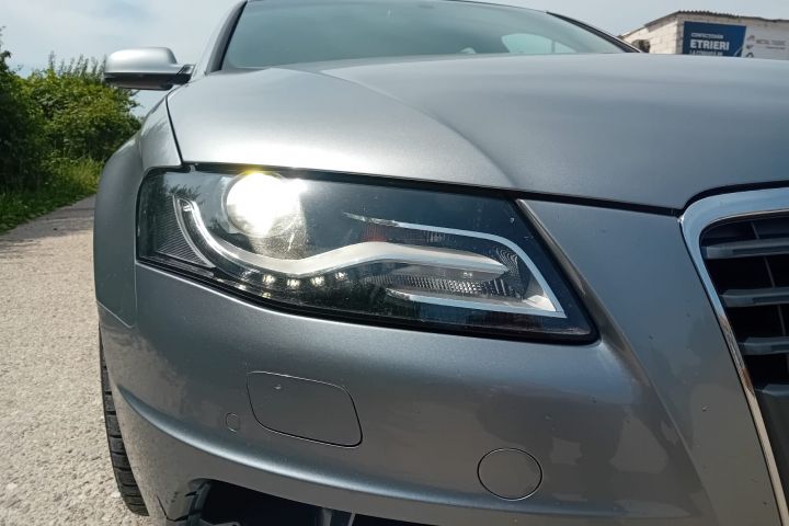 Aparatoare / Carenaj noroi fata dreapta Audi A4 B8/8K (facelift)