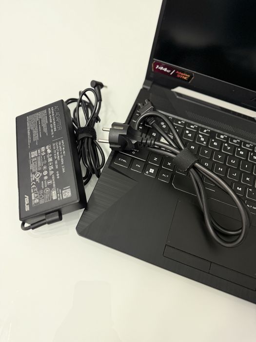 Laptop gaming Asus TUF F15, Intel i5, RTX 3050 Ti, 16GB, 144Hz, 512GB