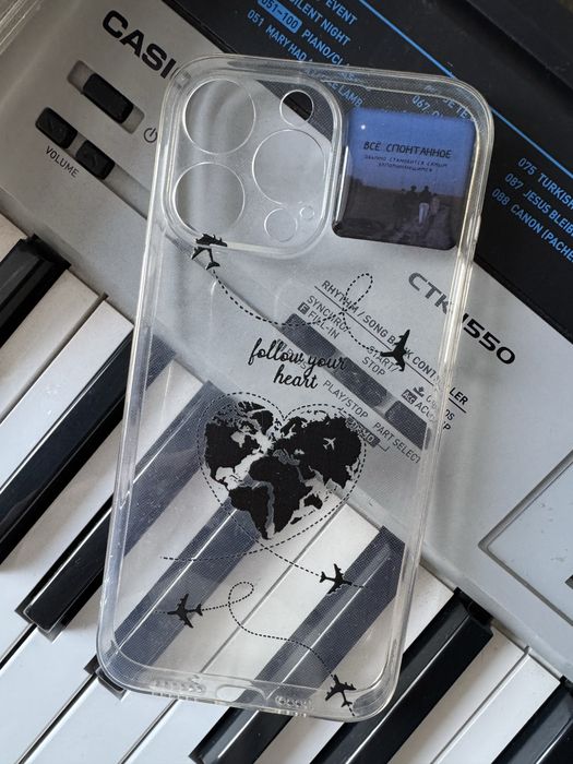 продам чехол на айфон 15 про макс