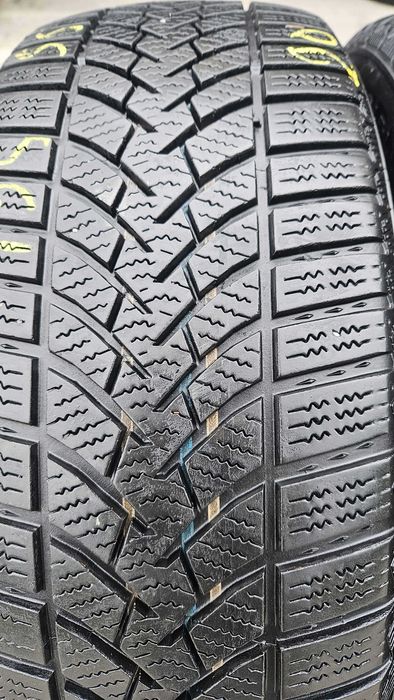 195/55 R16 • Iarna • Semperit Speed Grip 3 87H | 2 buc | Pret/buc