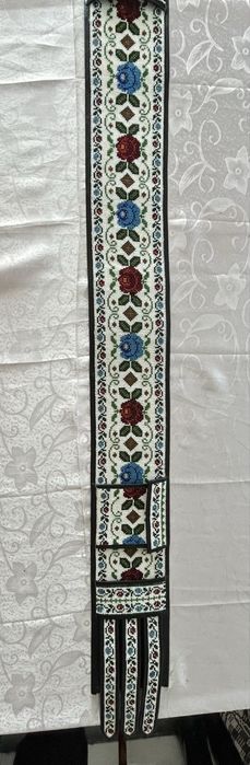 Curea cu margele , traditionala din Bucovina