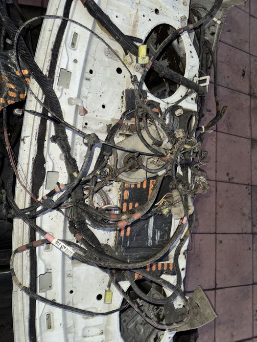 Запчасти мелочи  от камри 55