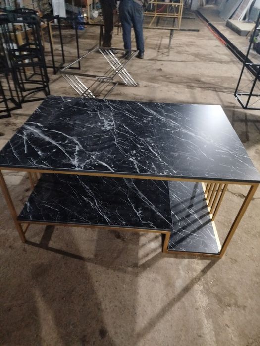 Loft mebel jurnalniy stol