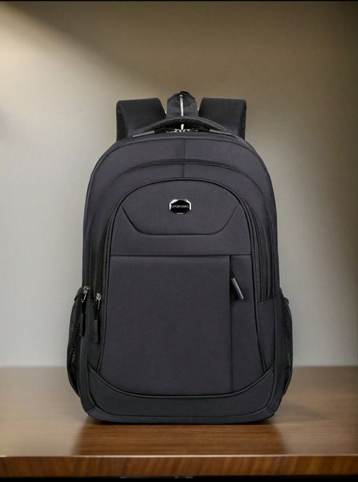 Мъжка функционална раница за пътуване /Удобна и лека с голям капацитет