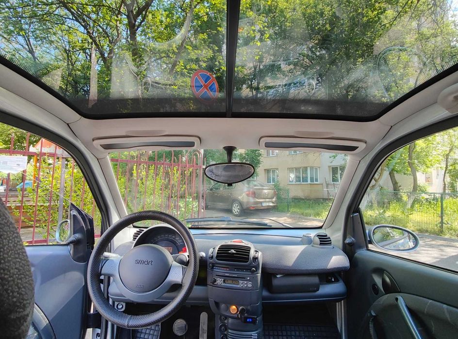Vând Smart Fortwo