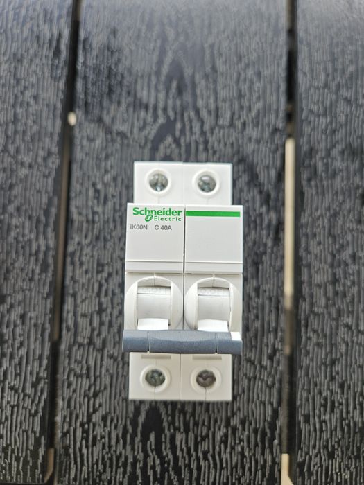 Siguranta automata / Disjunctor Schneider Electric 40A 2P Acti9 C