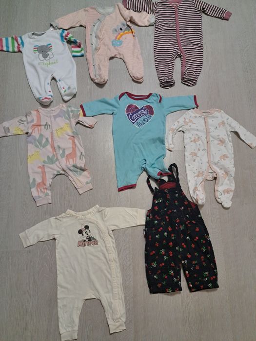 Lot 7 salopete lungi, fetita, mărimile 1-3luni si 3-6luni + cadou pant