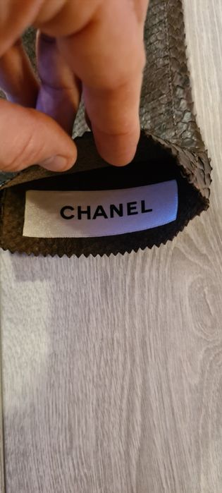 Manusi dama Chanel lungi  piele sarpe piton  noi