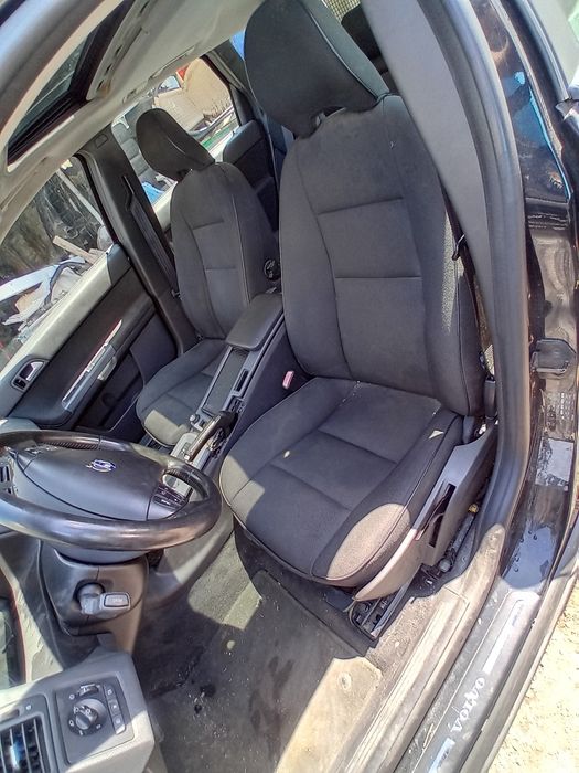 Volvo V50 на части