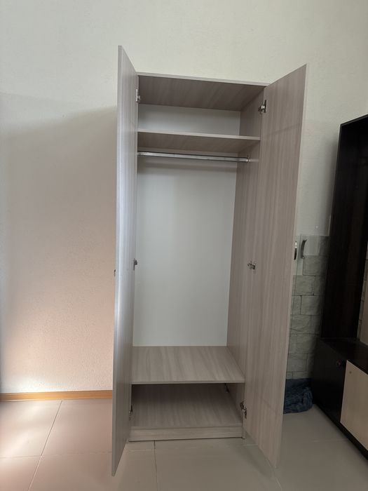 Шкаф для одежды б/у