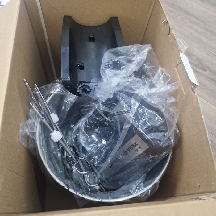 Продам тестомешалку и миксер 2 в 1