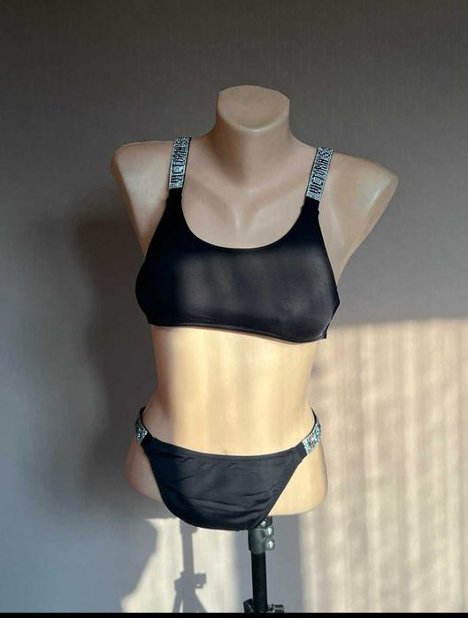 Продам купальник шикарный