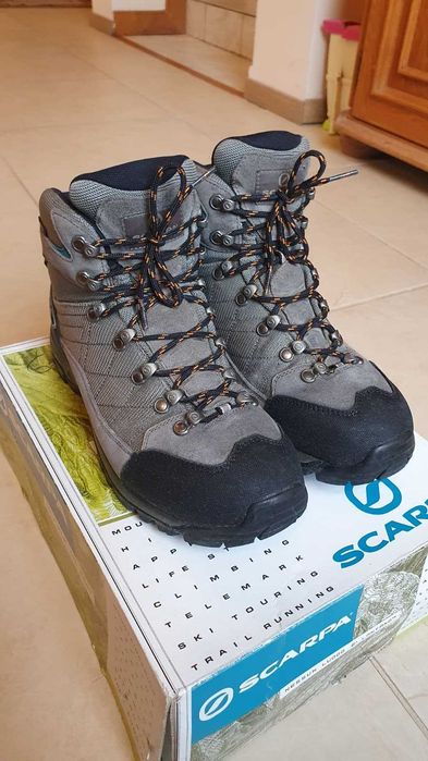 Ghete / Bocanci Scarpa Kailash marimea 43