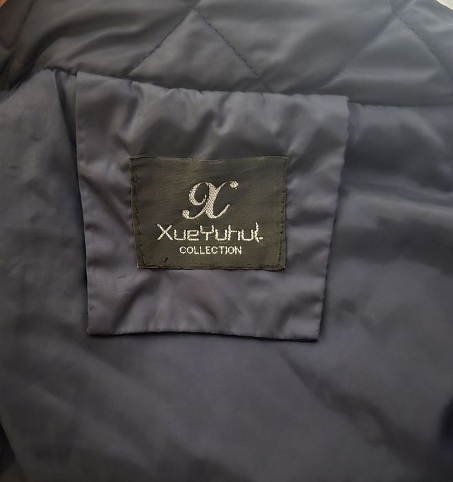 Лёгкая ветровка женская