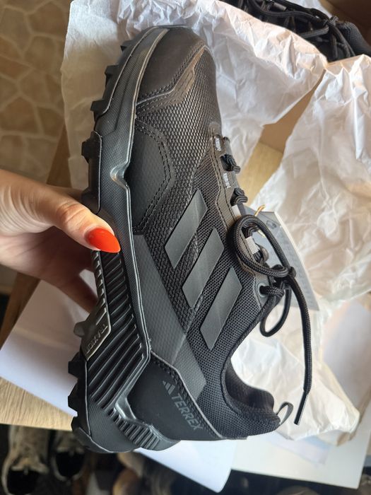 Adidas-terrex (чисто нови)