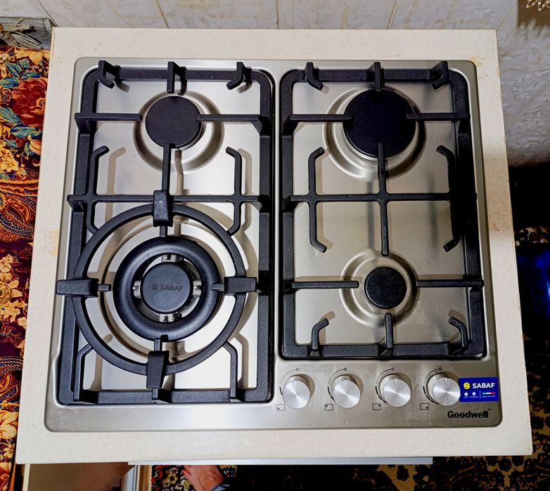 Gaz plita va pech. Stoyka mebeli bilan birga.