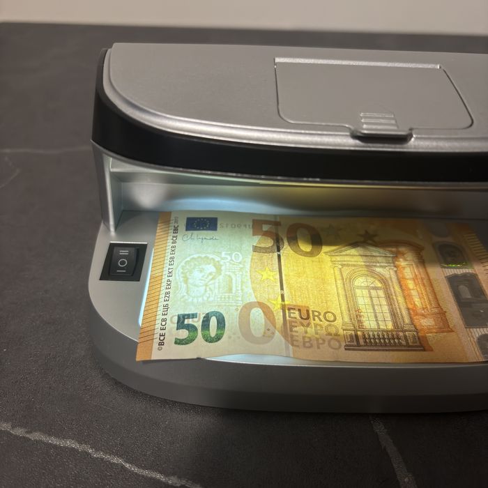 Uv Детектор  -  За Фалшиви Банктноти