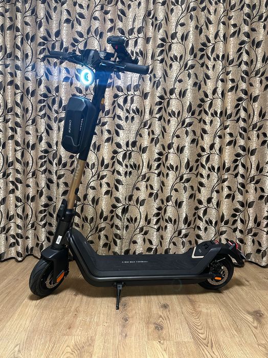 Trotineta electrica NIU KQi3 Pro