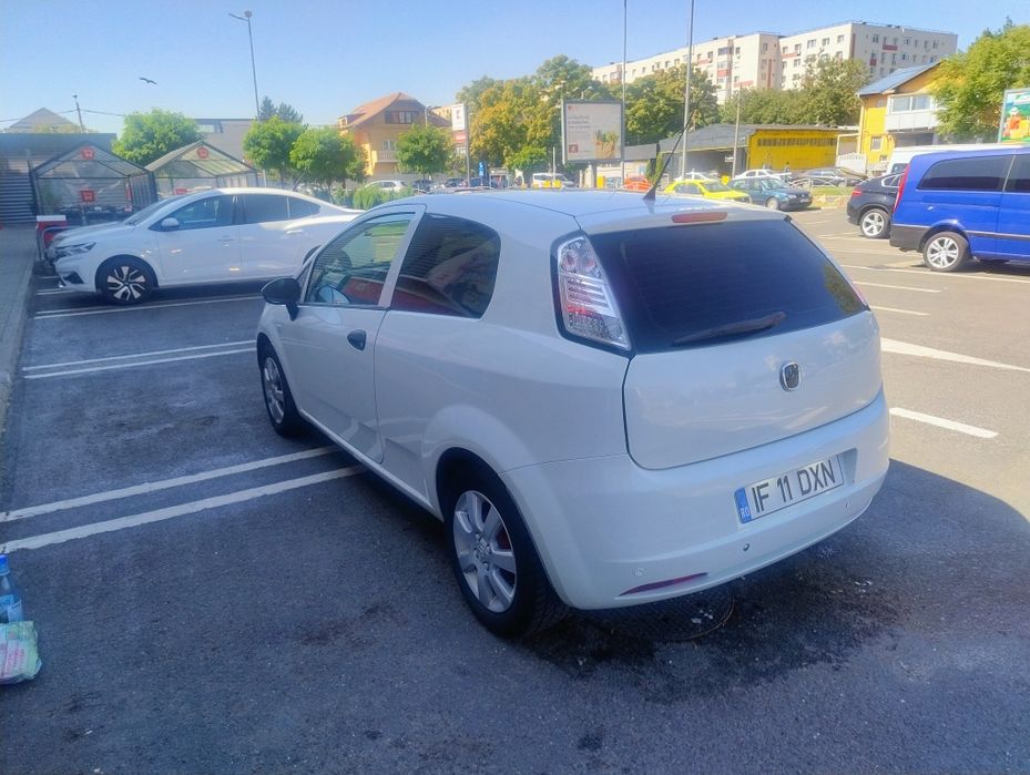 FIAT Grande Punto 2012 — imagine 3