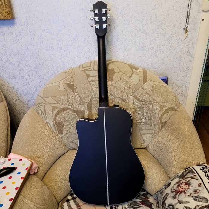 Гитара акустическая электро состояниеотличное